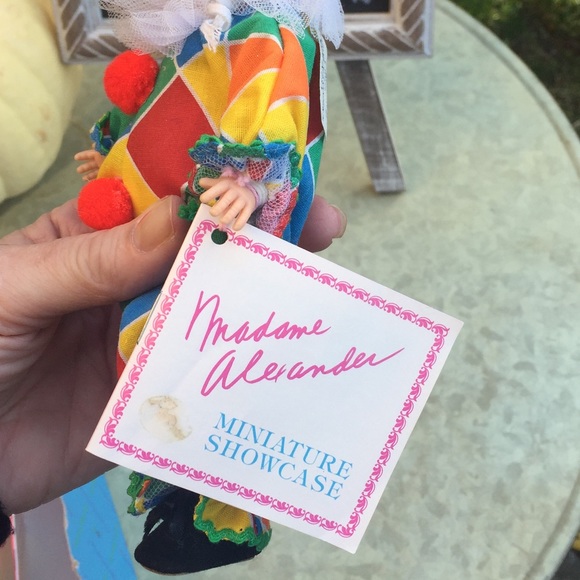 Madame Alexander 1990 "Clown" Miniature Showcase #305 - Picture 3 of 7